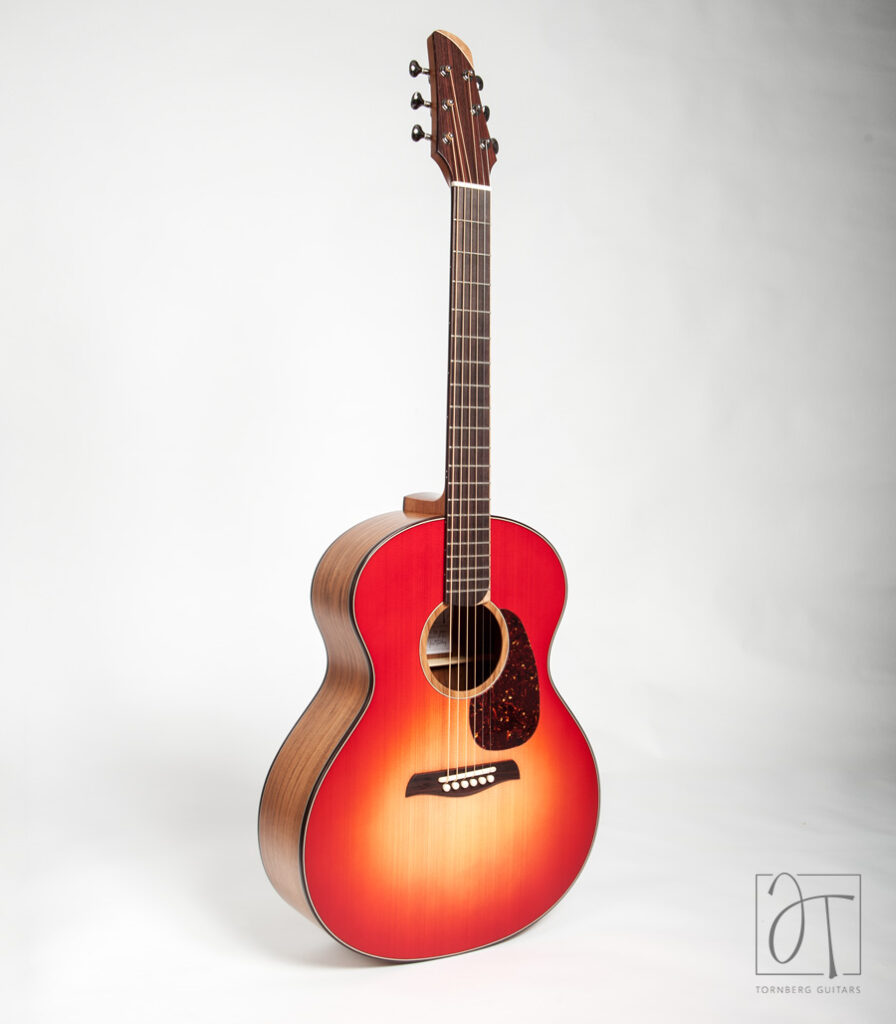 Long scale acoustic guitar small jumbo