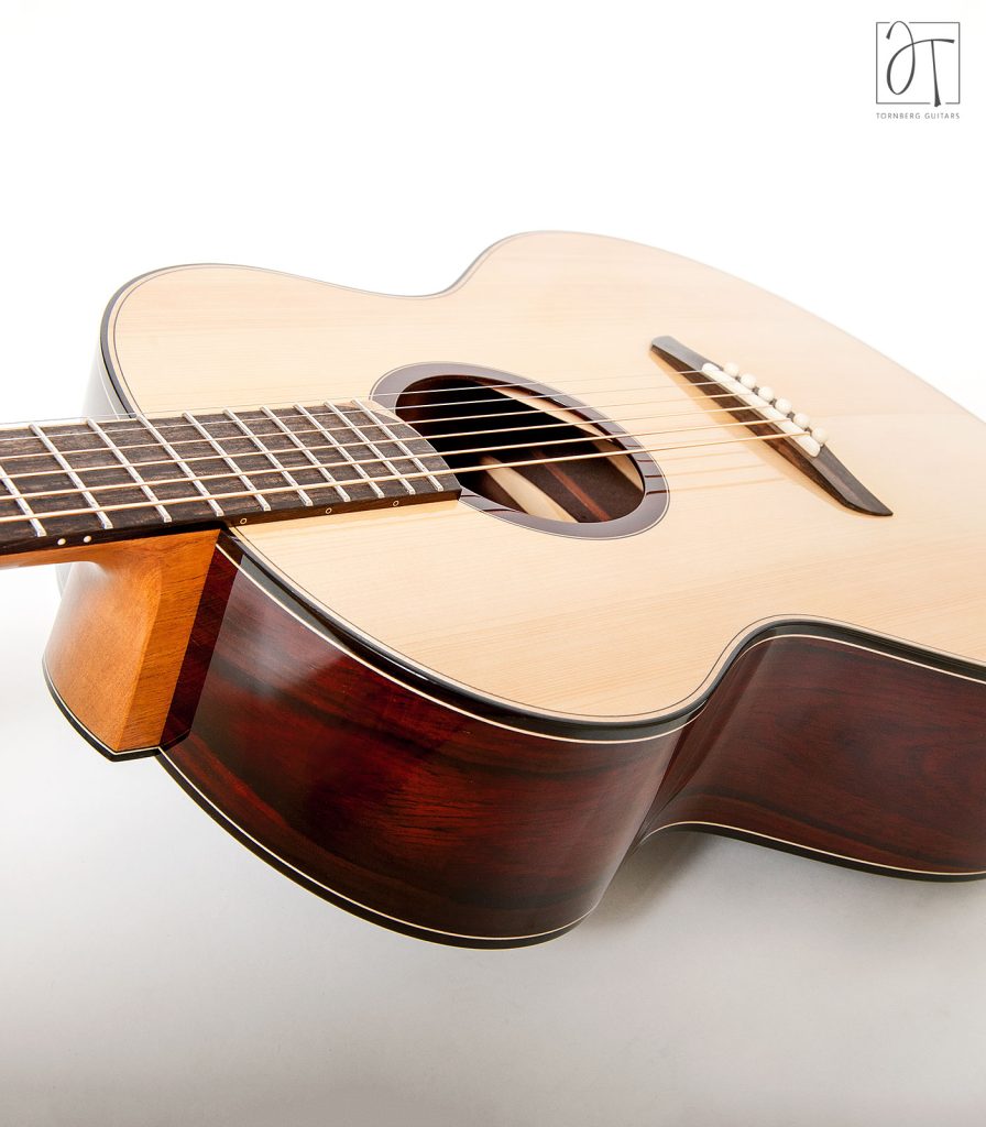 Honduras mahogany neck with ebony fingerboard and stainless frets